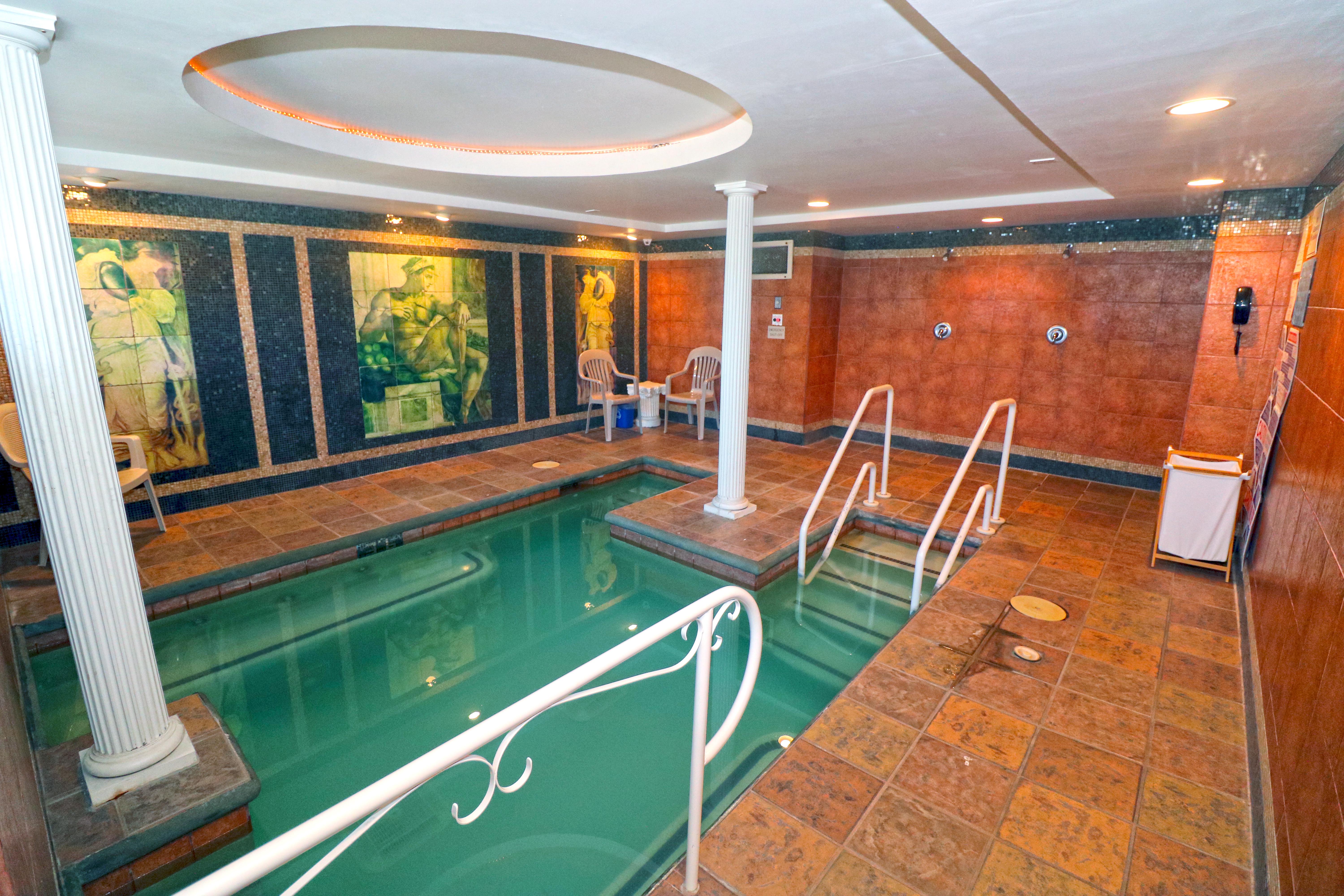 Masterpiece Hotel Моро Бей Екстериор снимка