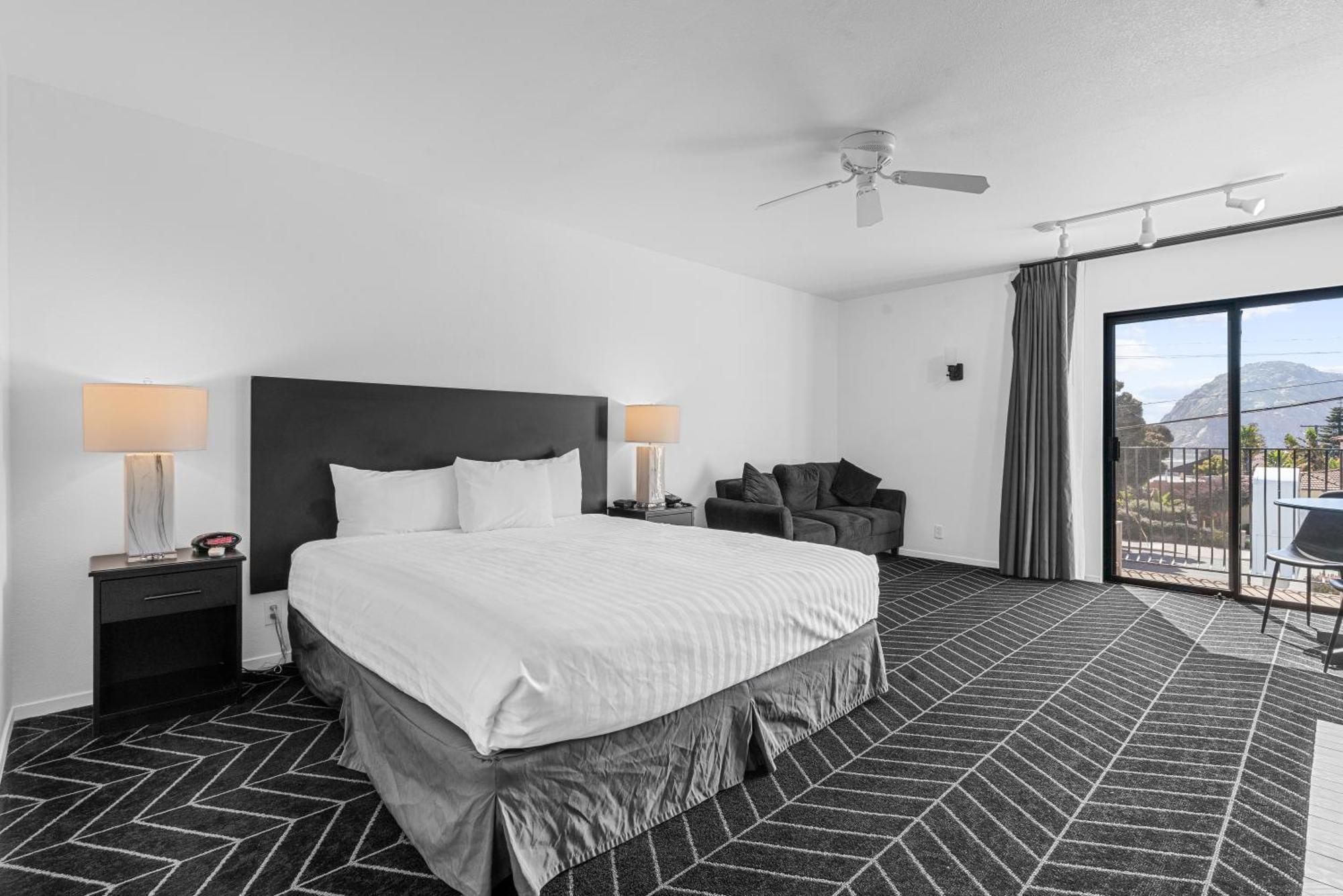 Masterpiece Hotel Моро Бей Екстериор снимка