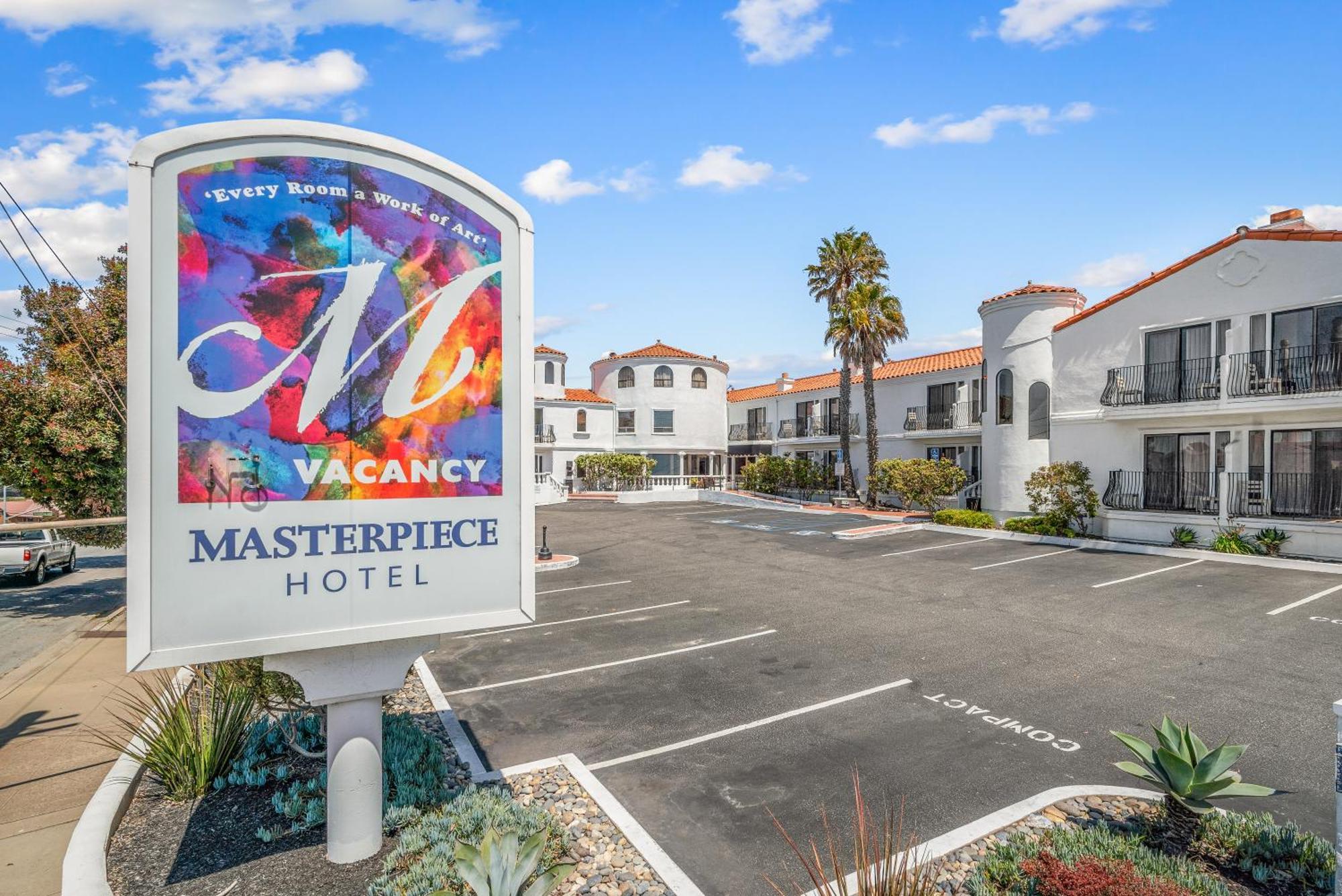 Masterpiece Hotel Моро Бей Екстериор снимка